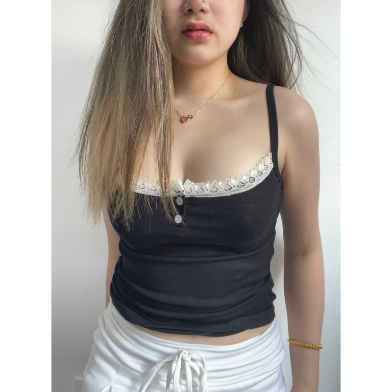 Áo hai dây nút phối ren