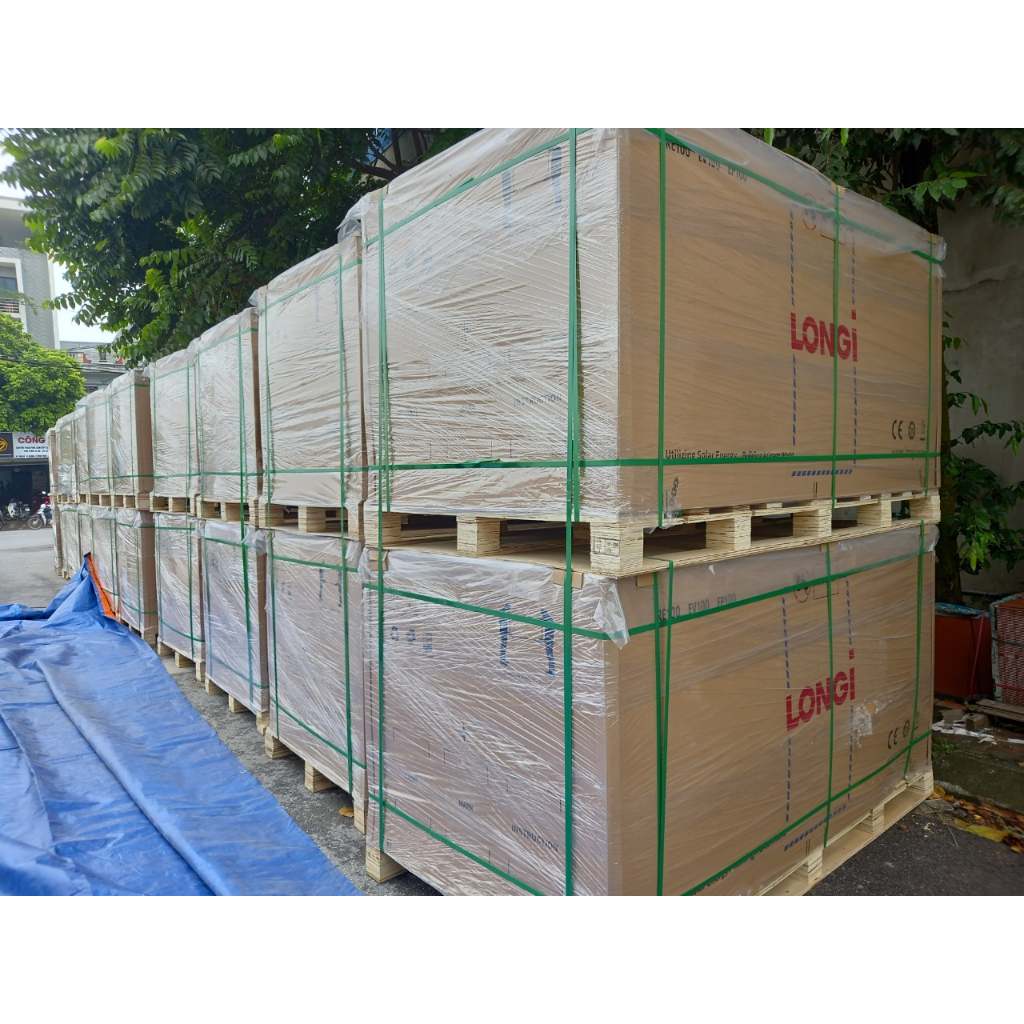 Tấm pin năng lượng mặt trời Longi 450W haflcell 2 mặt kính - hàng mới 100%