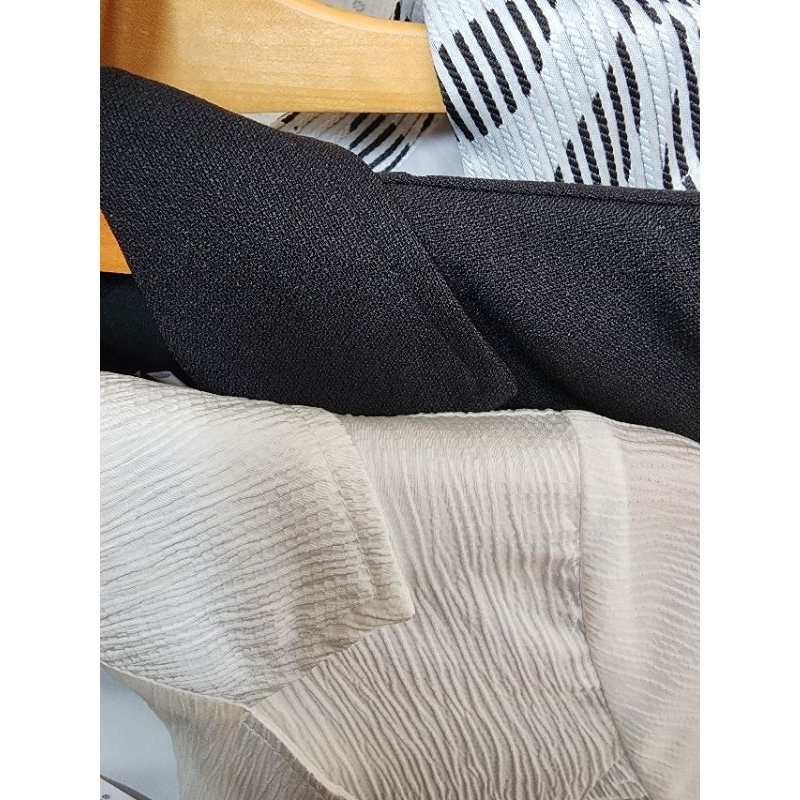 femei - SURI SET - Set áo croptop chân váy dài ( 3 màu )