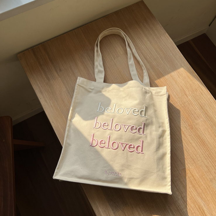 Túi tote Beloved thêu màu pastel ombre form vuông vải canvas