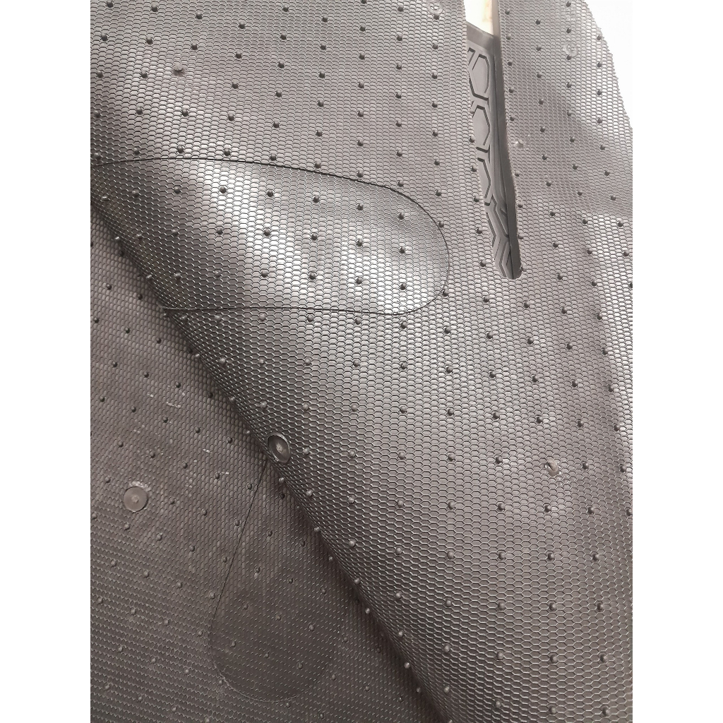 [ HUYNDAI I10 2023 ] Thảm Sàn, Thảm Lót Sàn Cao Su Nissin Đúc Vân Tổ Ong Chuẩn Form Xe Huyndai I10 Đời 2023 | BigBuy360 - bigbuy360.vn