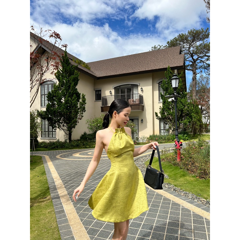 Đầm yếm cột lưng tà A