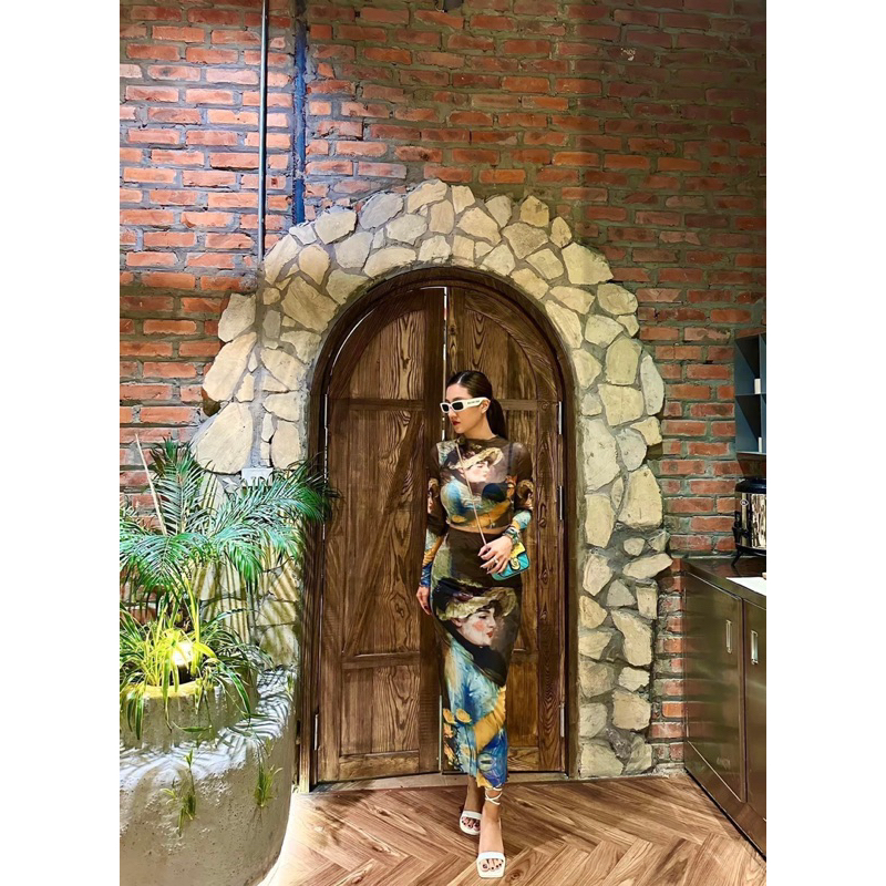 Set in hình cô gái