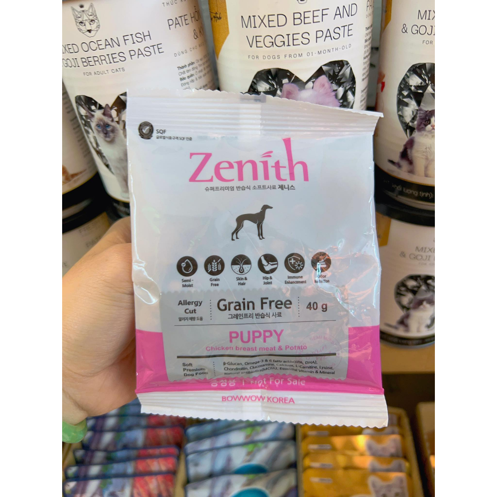 Thức ăn hạt dùng thử  dành cho chó mèo