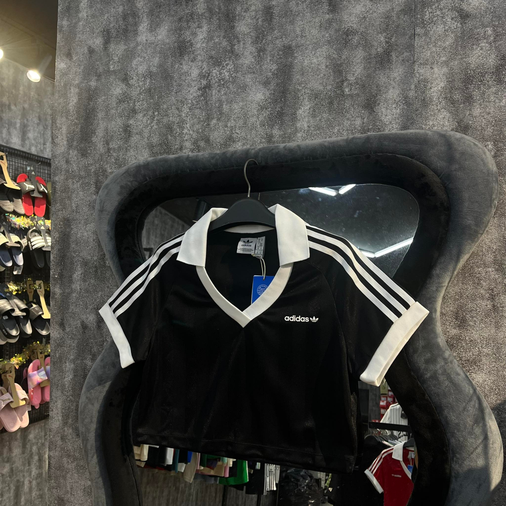 Áo Chính Hãng Adidas Croptop Bóng Đá Shop Xám Store