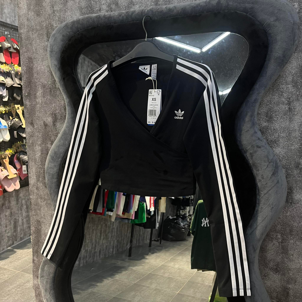 Áo Tay Dài Chính Hãng Adidas ADICOLOR CLASSICS CROP LONG SLEEVE Shop Xám Store