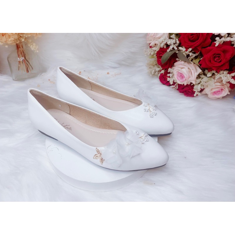 Giày búp bê kết hoa