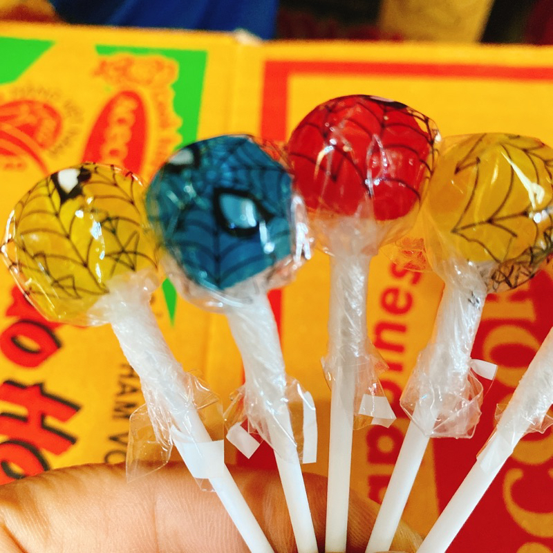 Sỉ lọ 200 cái kẹo mút nhí hình siêu nhân