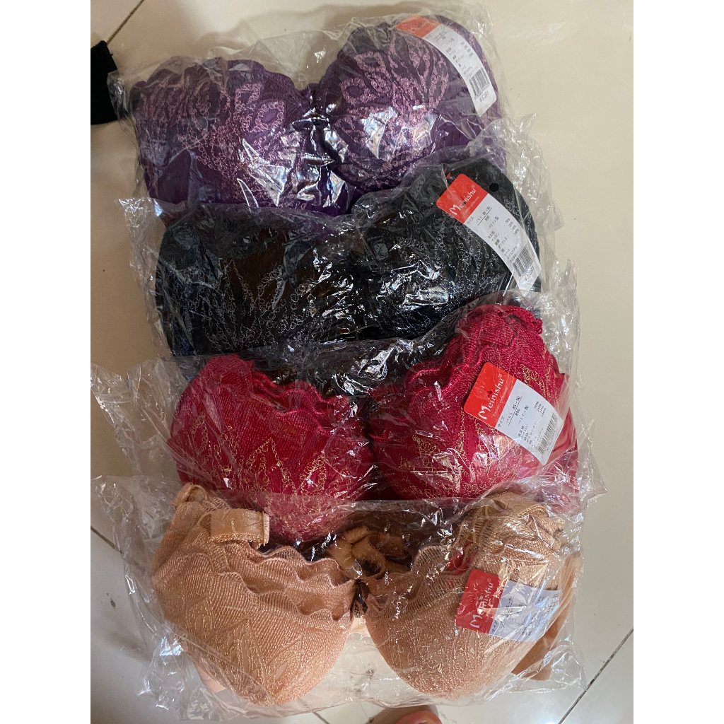 ÁO LÓT SUẤT NHẬT MÚT VỪA CUP B, CÓ GỌNG HÀNG CỰC ĐẸP có size 40, mã 3231