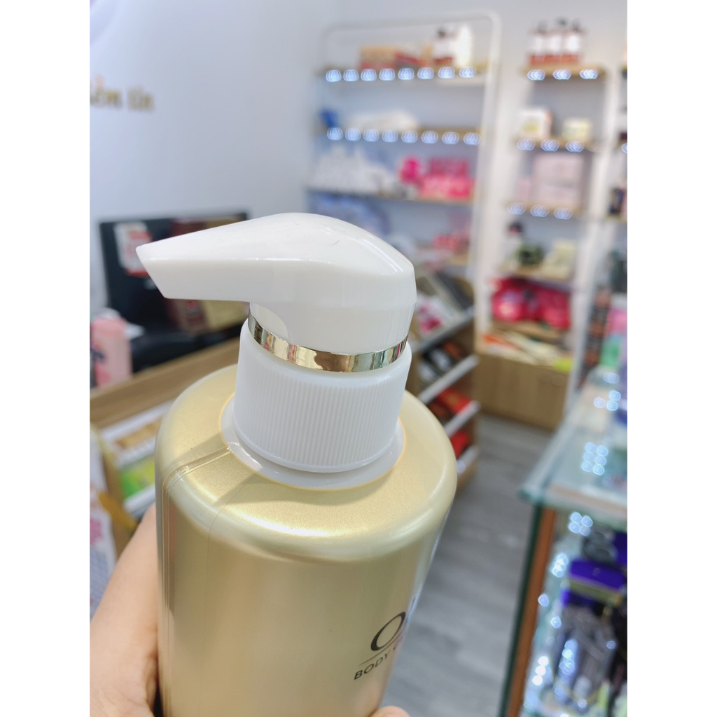 Sữa Tắm OLAY B3+ Siêu Dưỡng Trắng Da, Cấp Ẩm Và Đàn Hồi Cho Da - Chai 500ml