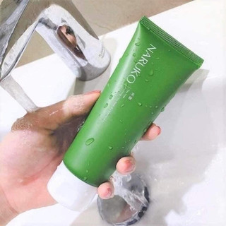 Sữa rửa mặt giảm mụn Naruko Tea Tree Purifying Clay Mask and Cleanser in 1