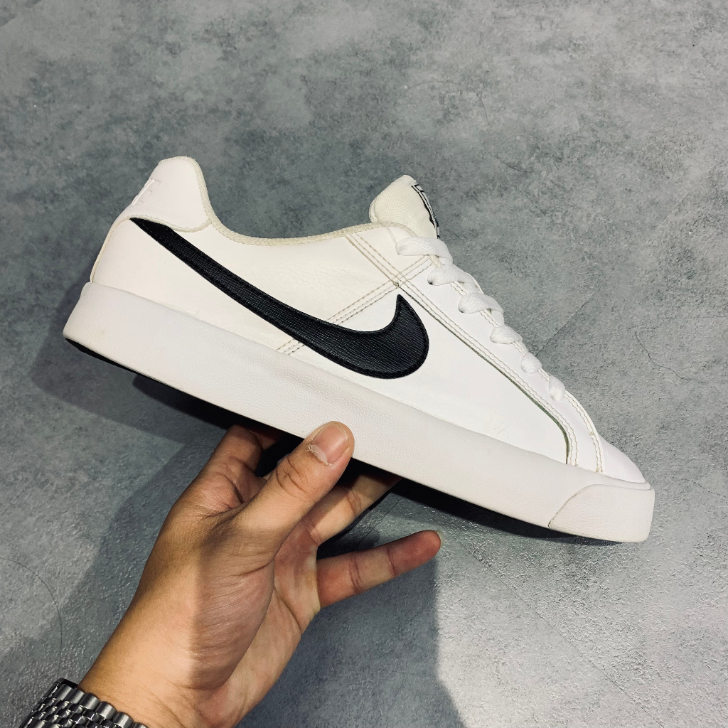 Giày 2hand NIKE Court Royal 8038