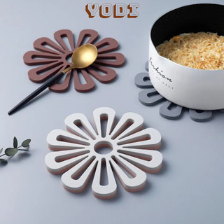 Miếng lót nồi silicon, miếng lót nồi silicon chịu nhiệt siêu tốt, lót nồi họa tiết hình bông hoa xinh xắn nhiều màu.