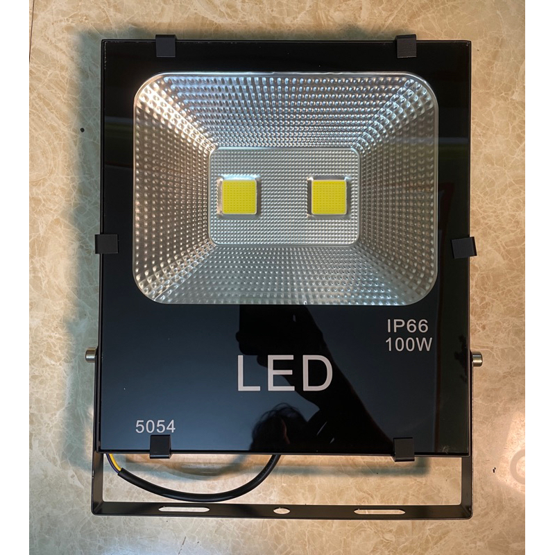 ĐÈN PHA LED 20w 30W 50W 100w