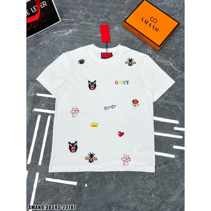 Áo thun thêu ong rắn GC hoạ tiết dệt 3D cao cấp,áo phông GC thêu hình ong rắn mũi tên đơn giản