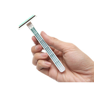 DAO CẠO RÂU SCHICK EXACTA
