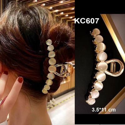 GOTI - Phụ Kiện Tóc Nữ -  Kẹp Tóc Kim Loại Đính Đá Hình 6 Hoa Mai Sang Chảnh Phong Cách Hàn Quốc Thời Trang KC611