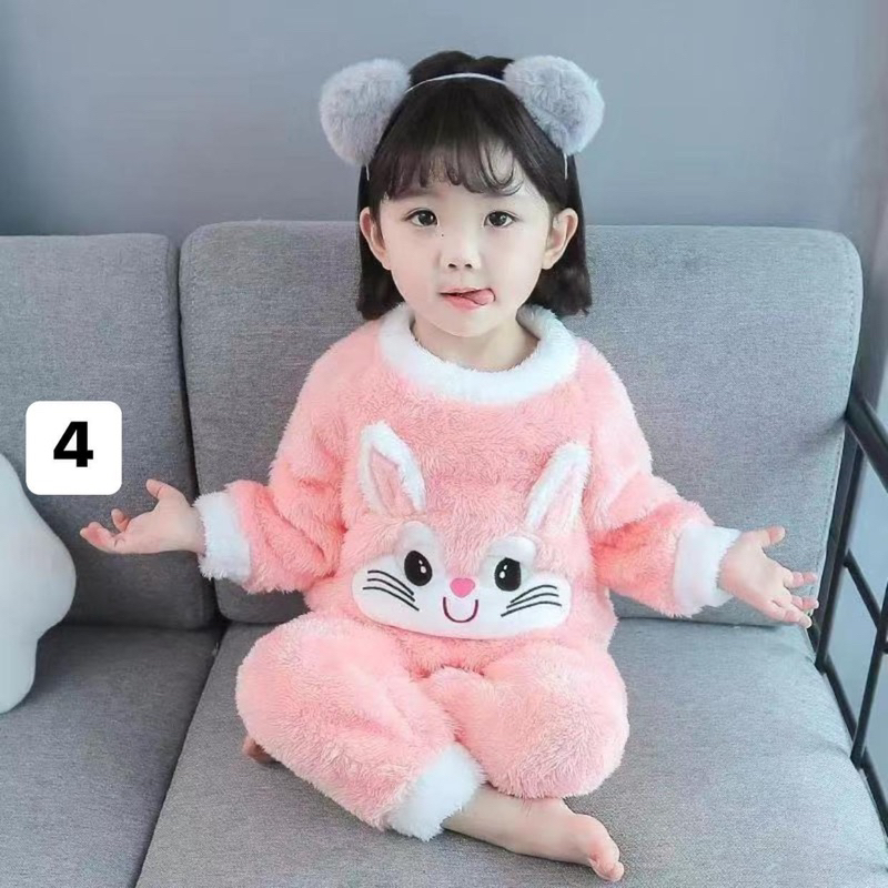 Bộ thỏ thu đông cho bé cực đáng yêu chất lông siêu mượt và ấm