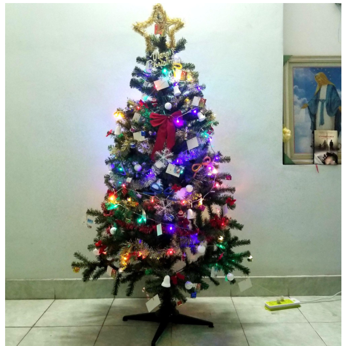 (HOẢ TỐC) Cây thông Noel SET06 Cao 1.5m đầy đủ phụ kiện đi kèm