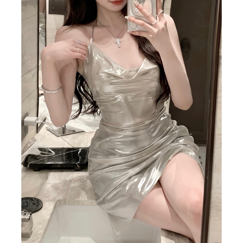 Đầm body da cổ yếm hở lưng Ulzzang