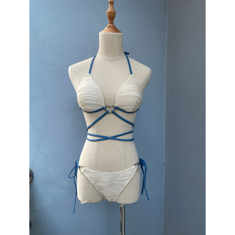 Bikini dây chéo khóa cài TRÁI TIM có mút đệm ngực BH36
