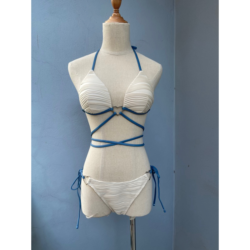 Bikini dây chéo khóa cài TRÁI TIM có mút đệm ngực BH36