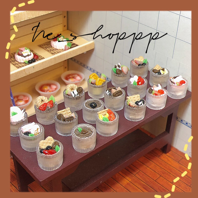 Mô hình bánh hộp tròn mini