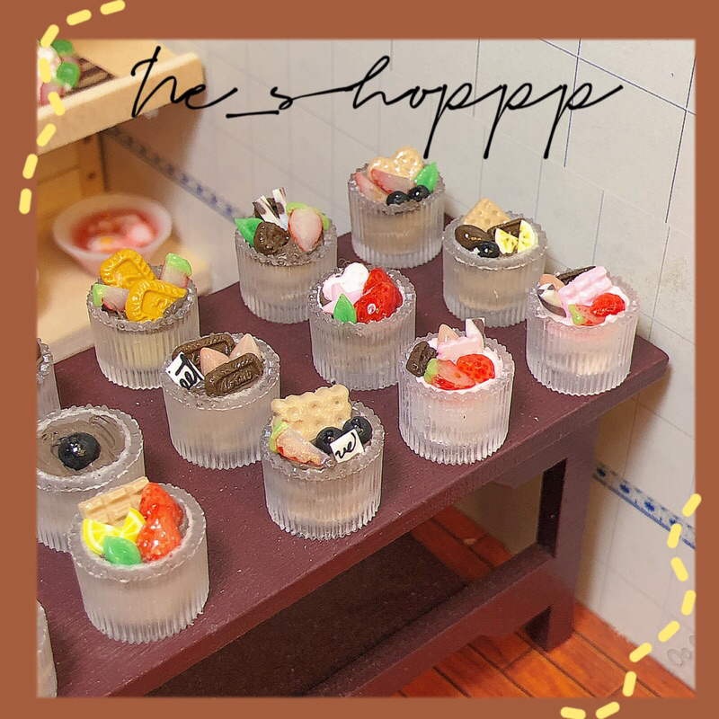 Mô hình bánh hộp tròn mini