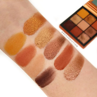 Bảng Phấn Màu Mắt 9 Ô HUDA BEAUTY TOPAZ Obsessions SATP939