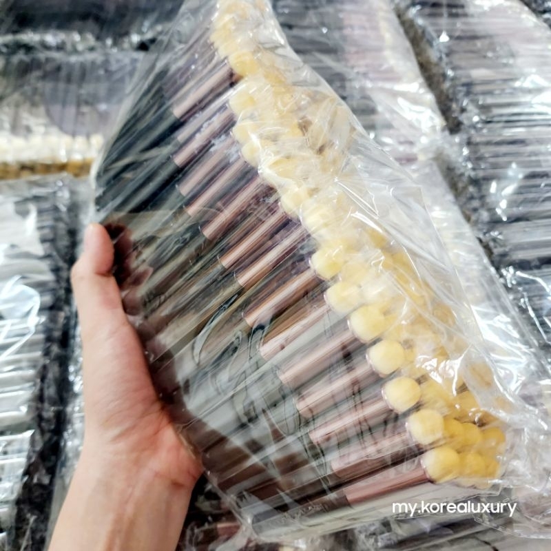 Cọ môi tán son, che khuyết điểm siêu mềm mịn