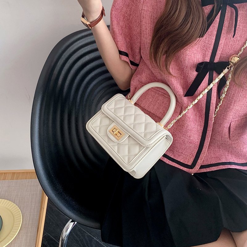Túi Xách Nữ Đeo Chéo Kèm Dây Xích Thời Trang Hàn Quốc Dễ Phối Đồ Lila54