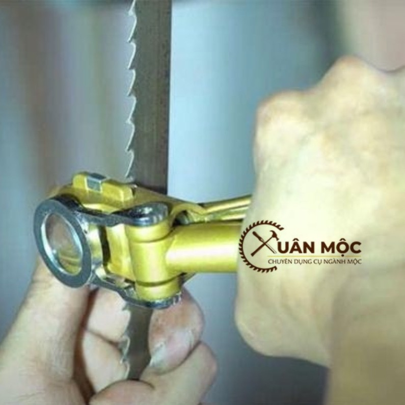 Kìm mở cưa kèm kính lúp