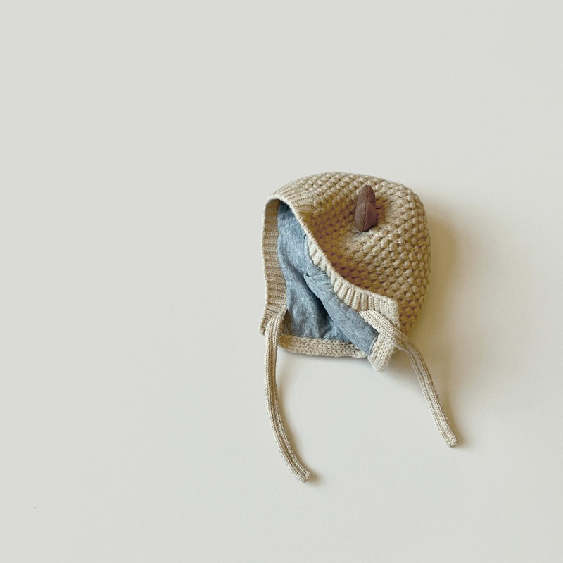 Mũ trùm len móc trái tim cho bé