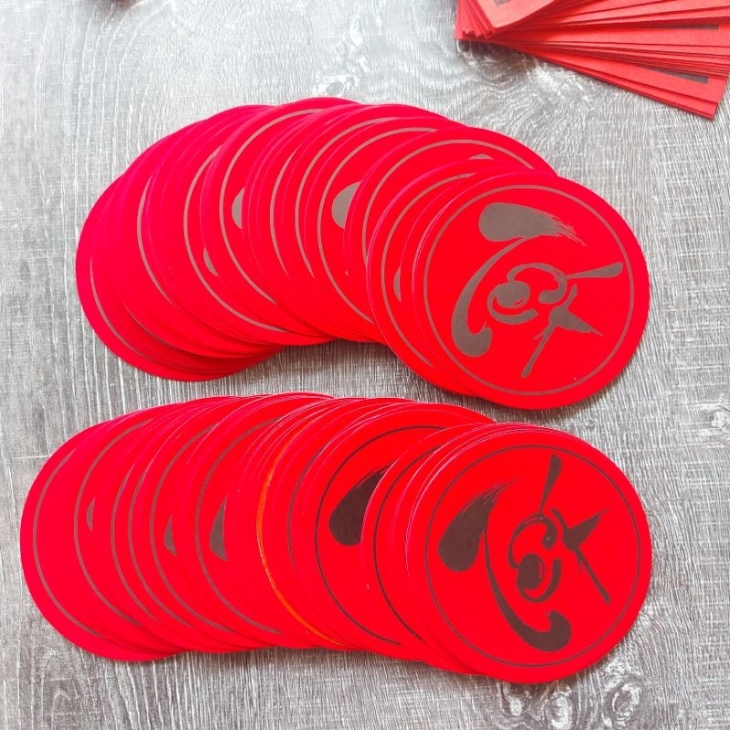 1 cái thẻ đỏ chữ thư pháp/ gắn mẹt, liễng trang trí Tết