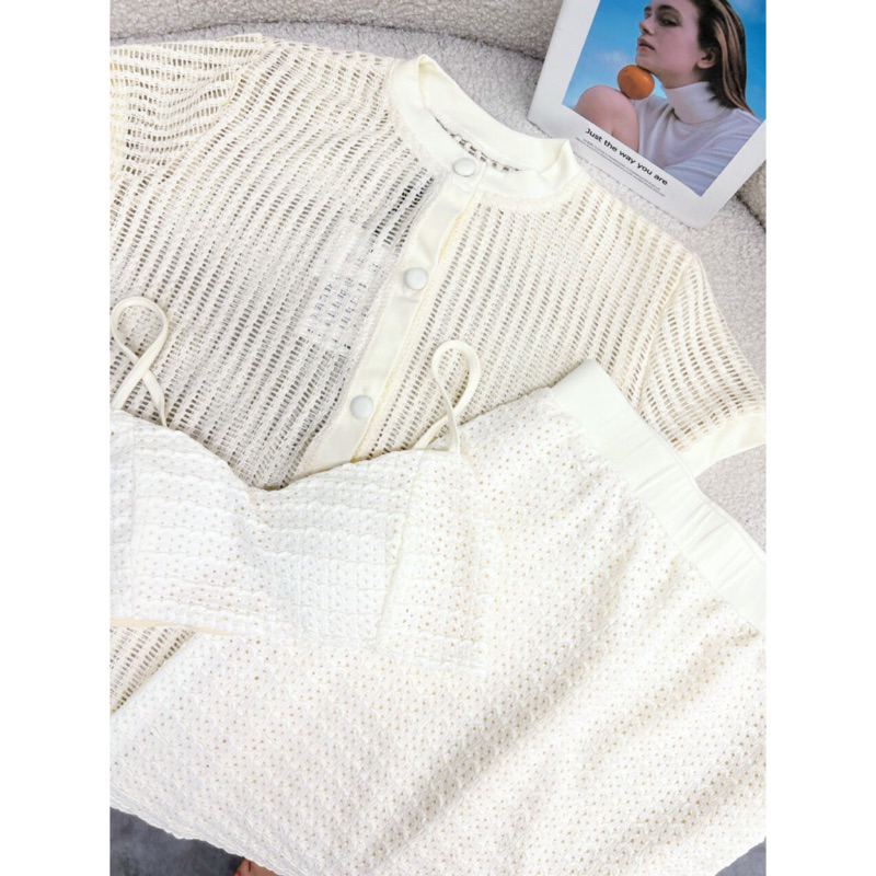 Set  3 món Áo khoác đan lên tay hến, áo bra, chân váy maxi len