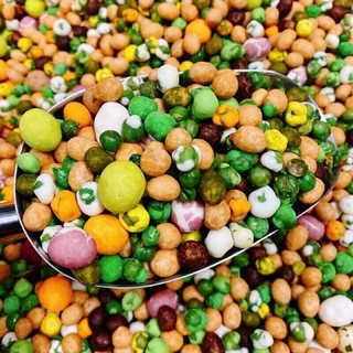 Đậu phộng da cá mix 25 vị giòn ngon 500g mamifood