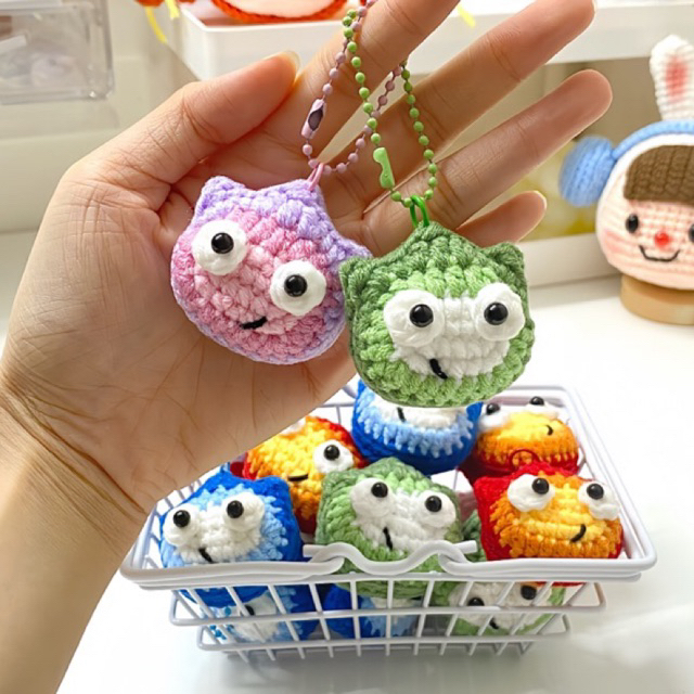 Móc khoá Calcifer bằng len