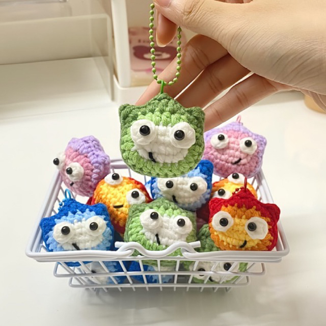 Móc khoá Calcifer bằng len