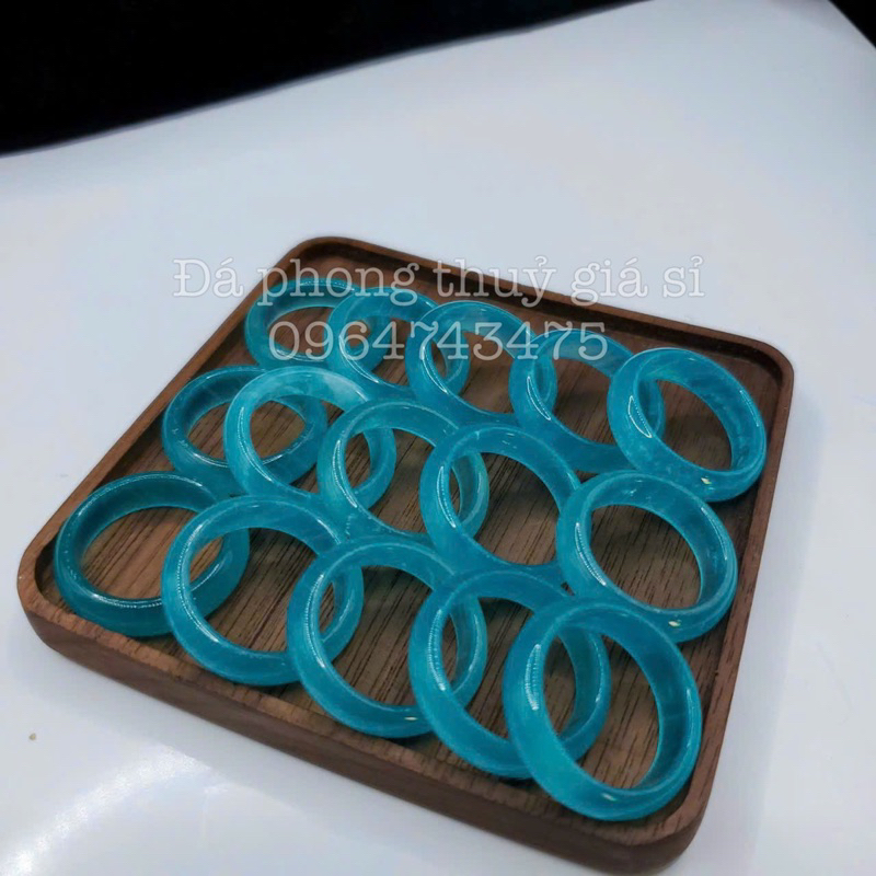 Nhẫn ưu linh trắng ,mã não hoa, ưu linh vàng và đỏ,thach anh dâu đỏ và dâu tây xanh tặng kèm hộp gấm cao cấp khi mua