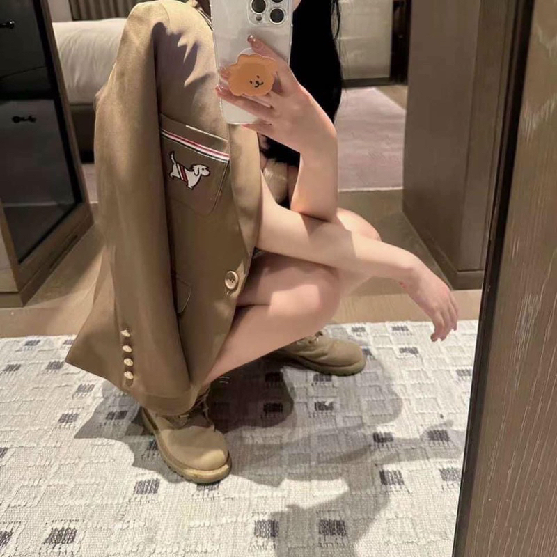 ÁO KHOÁC UMI CÚN TRẮNG