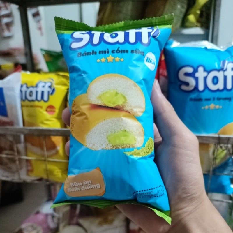Bánh mì STAFF nhân Bơ-Cốm-Sữa, Chà bông
