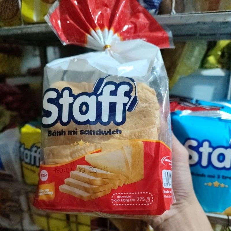 Bánh mì STAFF nhân Bơ-Cốm-Sữa, Chà bông