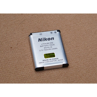 Nikon EN-EL19