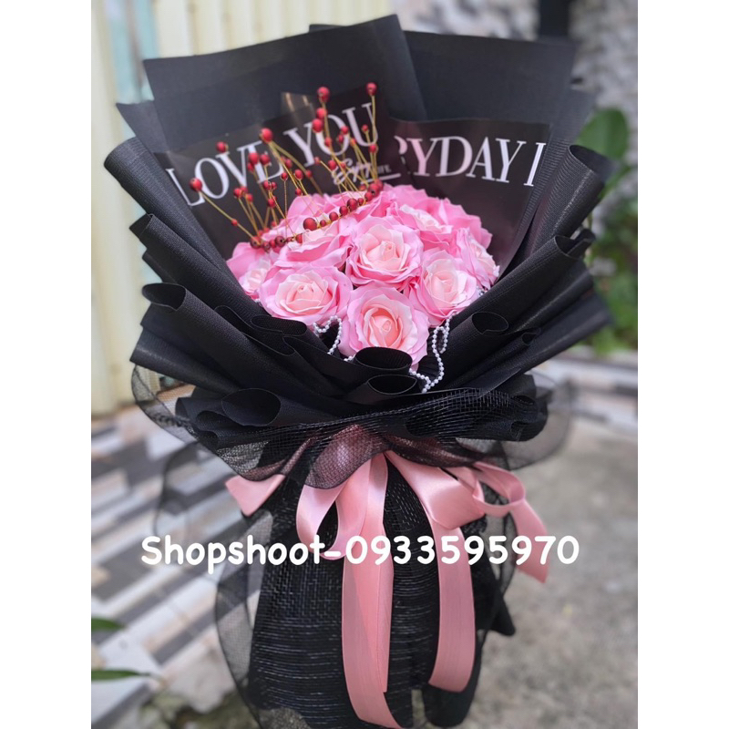 Bó hoa hồng nhũ kim tuyến 15 bông- hoa sáp 15 bông