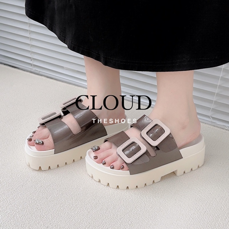 Dép nhựa khoá hai quai