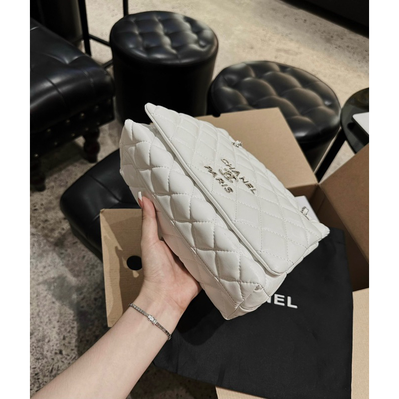 Túi xách nữ đeo vai có logo size 24cm-da mềm