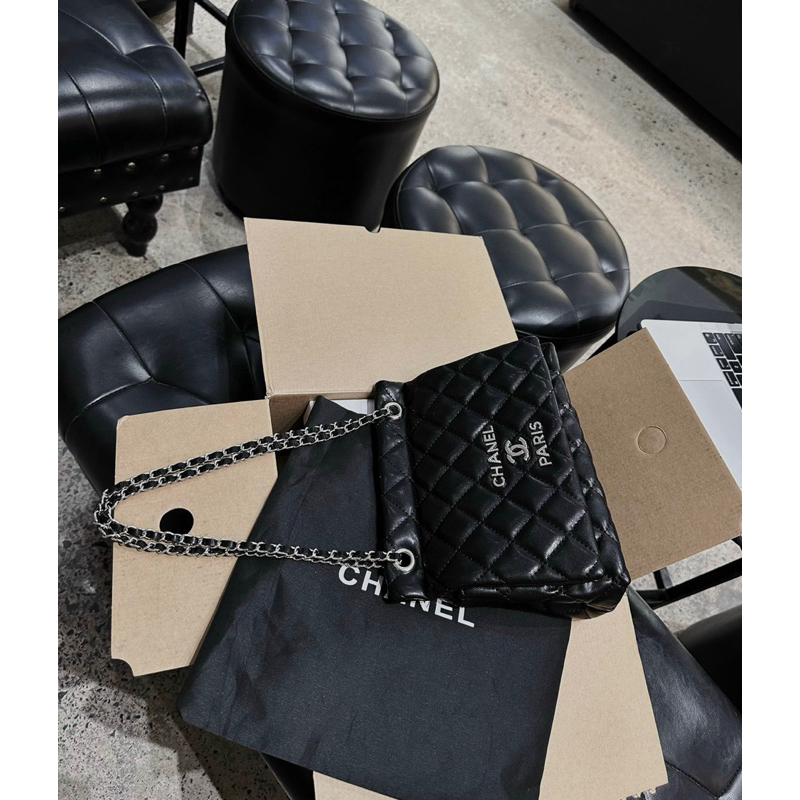 Túi xách nữ đeo vai có logo size 24cm-da mềm