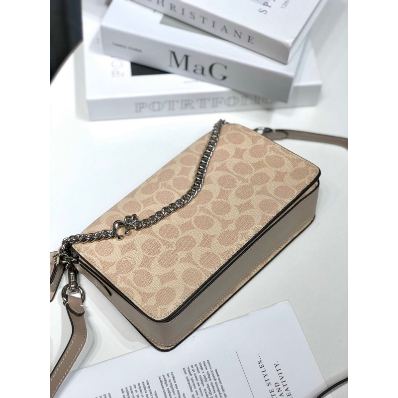 Túi coach chain crossbody