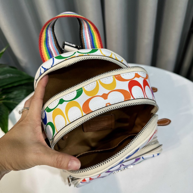 Ba lô mini unisex Coach Court Backpack In Rainbow