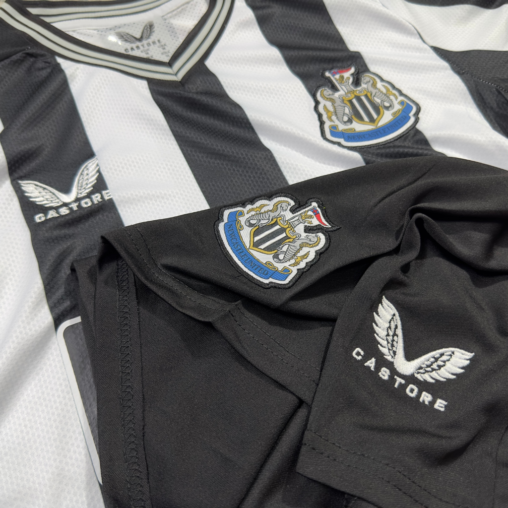 QUẦN ÁO BÓNG ĐÁ CLB Newcastle -VẢI GAI THÁI CAO CẤP